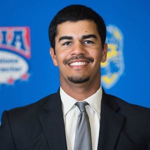 Meet your Posher, Max